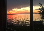 近Lake Scugog， 小码头度假屋