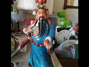Big vintage chinese porcelain Guan Gong 关公财神 statue 20
