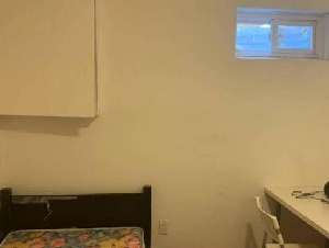 镇屋 地下室1房 独厕