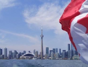 
                加拿大移民大转向：今年PR或少收4.3万，接收速度全面放缓！
            
