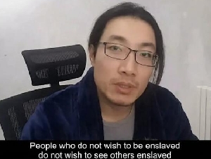 
                曾拍新疆集中营！流亡中国摄影师遭ICE拘恐被遣返
            