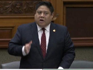 
                安省华裔省议员发表亚裔传统月演讲，珍惜亚裔贡献抵制仇视
            
