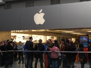 
                加拿大生育率创历史新低，最新研究发现iPhone或是原因之一
            